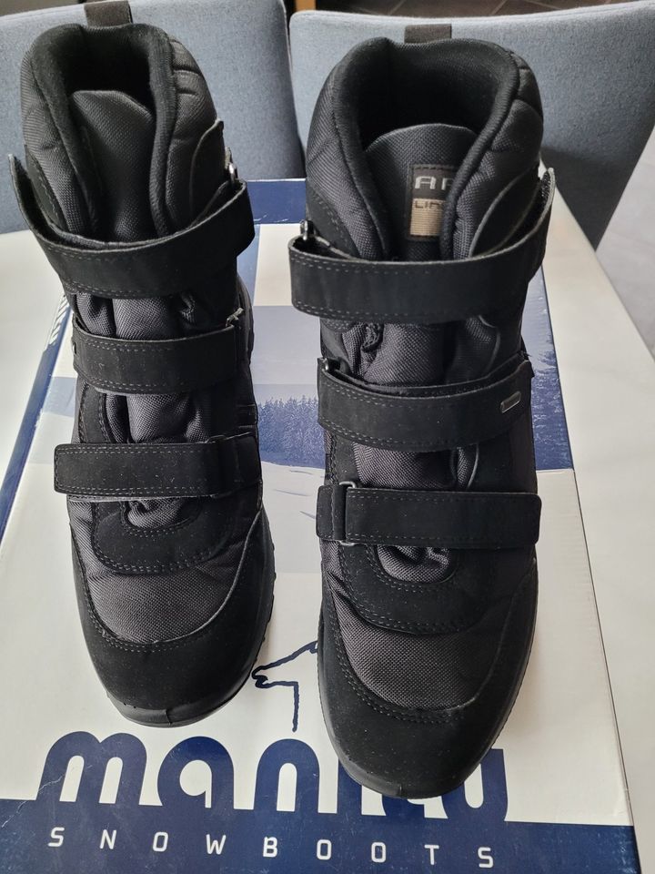 Neue Stiefel Winterstiefel Snowboots Manitu Polar schwarz Gr. 42 in Steinsfeld