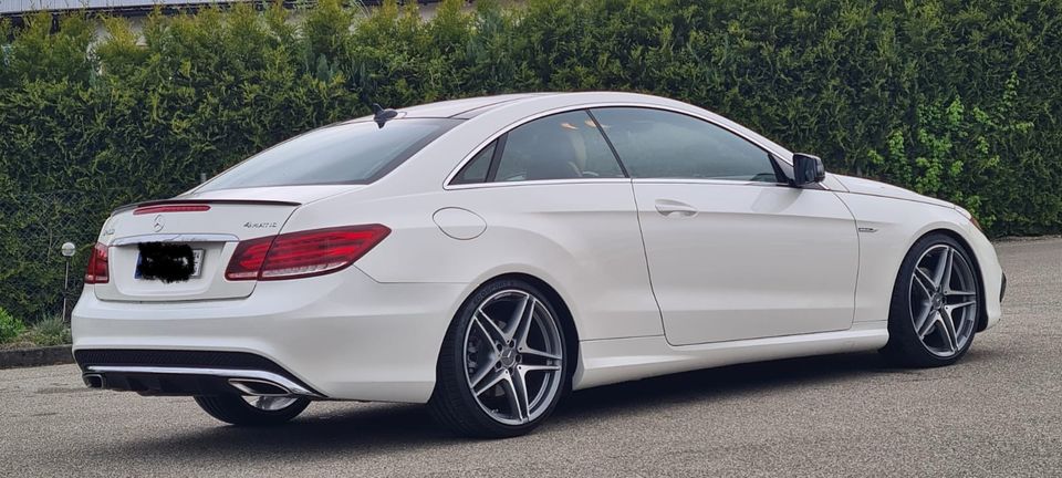 Mercedes EKlasse 400 E400 Coupe AMG Packet wenig Km in Traunreut