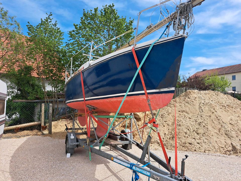 Segelboot segelyacht Marina 23 mit Trailer in Schrobenhausen