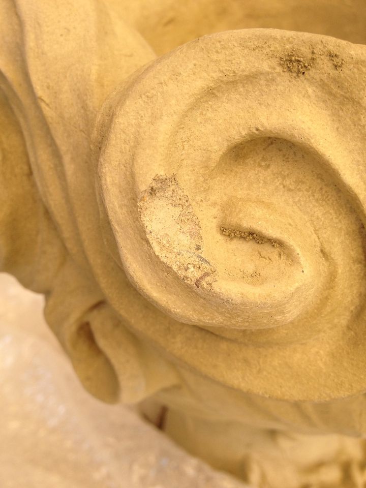 Steinfigur Frauenkopf zum Bepflanzen massiv Steinguss Frostsicher in Bochum