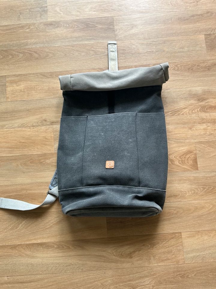 Rolltop Rucksack in Berlin