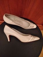 LEISER Vintage 70er Lederpumps weiß Gr.38 Kompl.Leder,wenig getr. Berlin - Charlottenburg Vorschau