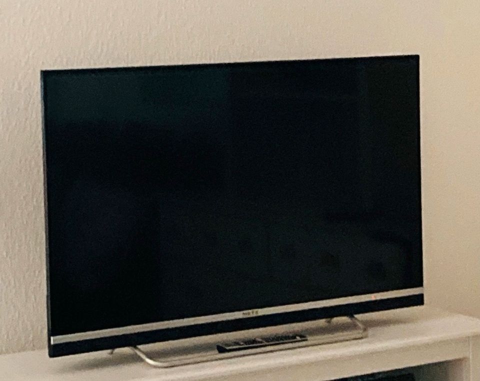 METZ LCD TV mit LED Technik / G in Hamburg