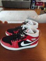 Jordan 1 Mid Gym Red Black (Women's) München - Altstadt-Lehel Vorschau