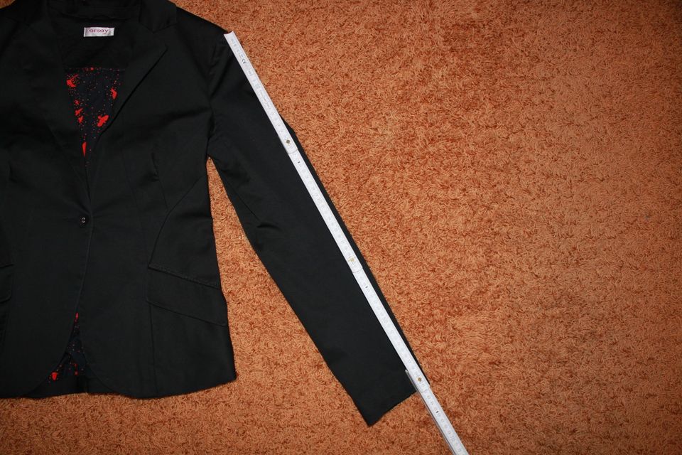 Blazer in Schwarz von Orsay Gr. 36/38 *** Top *** in Rheine