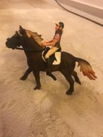 SCHLEICH Pferd und Reiterin mit Sattel ❤️ Bayern - Traunreut Vorschau