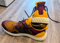 Adidas Sneaker Weinrot / Senfgelb Gr. 43 1/3 (9,5) Hessen - Gemünden Vorschau