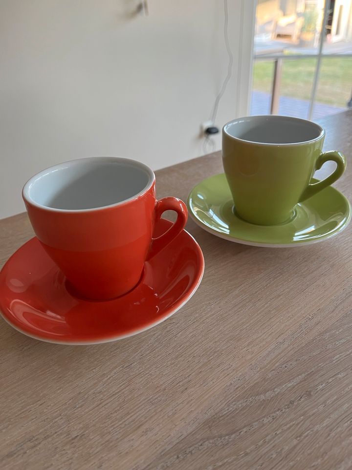 ❗️ Zwei Espresso Tassen mit Untertassen in Kisdorf
