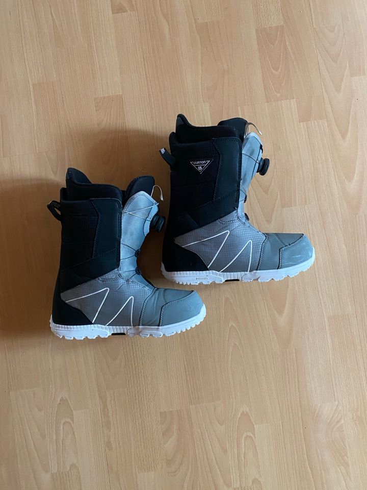 Snowboardschuhe Burton Gr. 44,5 in Zettingen