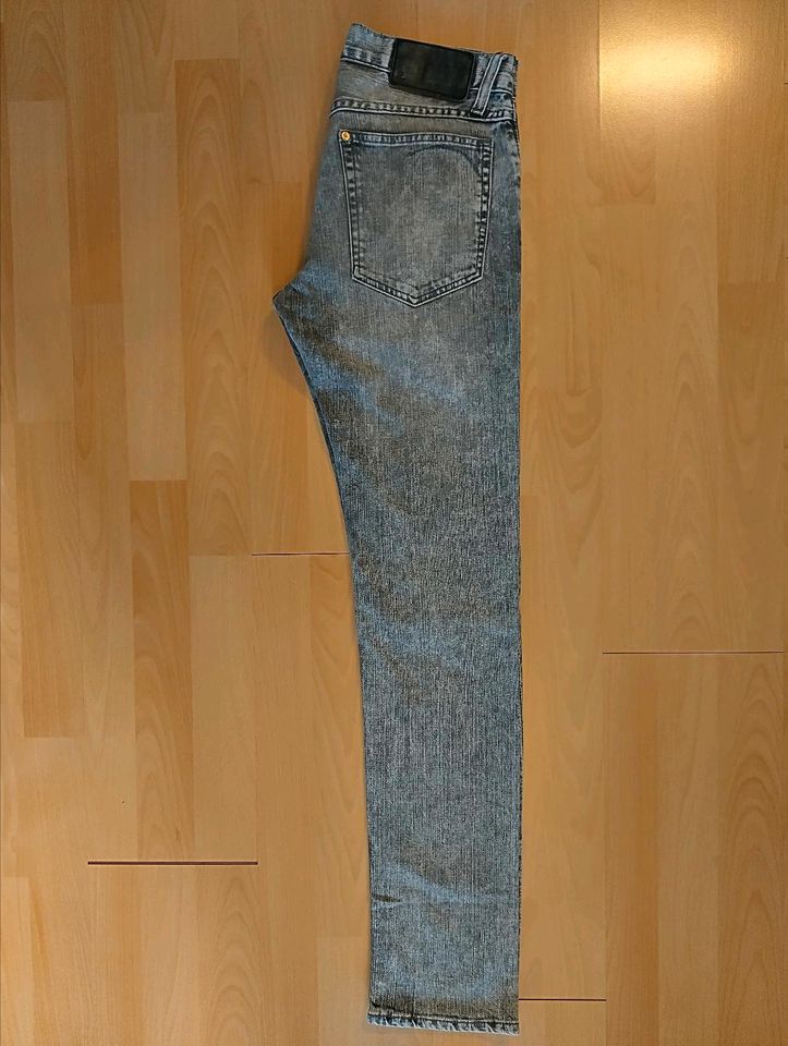 Slim Jeans Stretch Moonwashed Acid customized W29 - Top Zustand in München