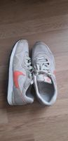 Nike Schuhe gr.41 Hessen - Alheim Vorschau