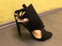 ZARA Absatzschuhe Pumps Sandalen schwarz Gr. 39 NEU Nordrhein-Westfalen - Iserlohn Vorschau