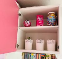 Ikea Kinderzimmer Regal Schrank Hängeschrank pink Leipzig - Neustadt-Neuschönefeld Vorschau