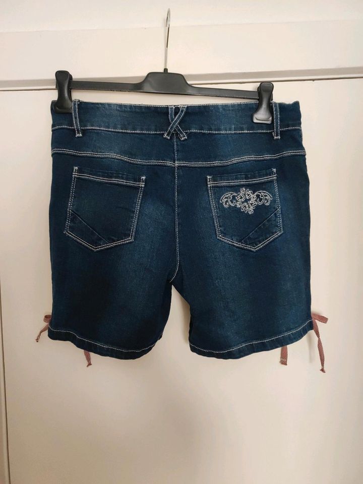Jeans Damen Trachtenhose 42 in Kiel