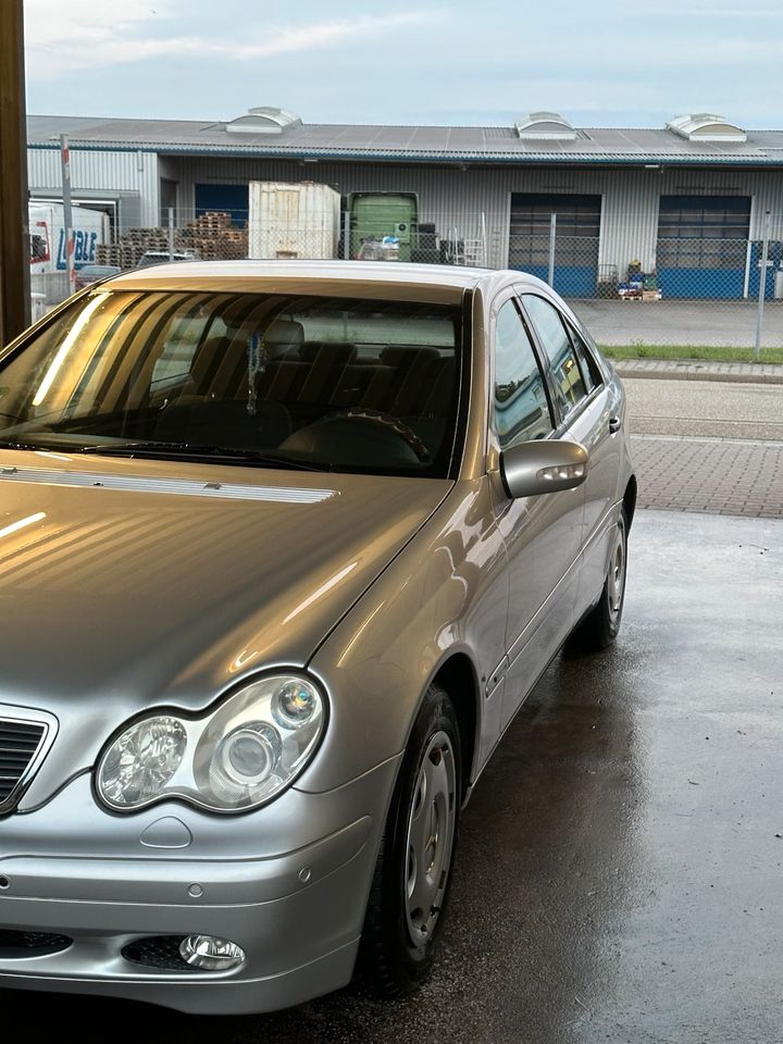 Mercedes Benz C Klasse 180 in Rheinmünster