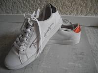 Sneakers /Sportschuhe / Lederschuhe von Tommy Hilfiger Gr.39 weiß Berlin - Spandau Vorschau