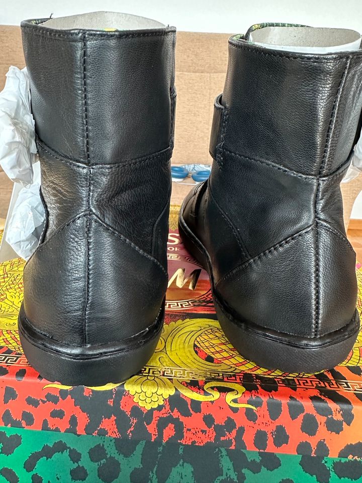 Versace x H&M Leder Boots - 43 - schwarz - Neu in Aholming