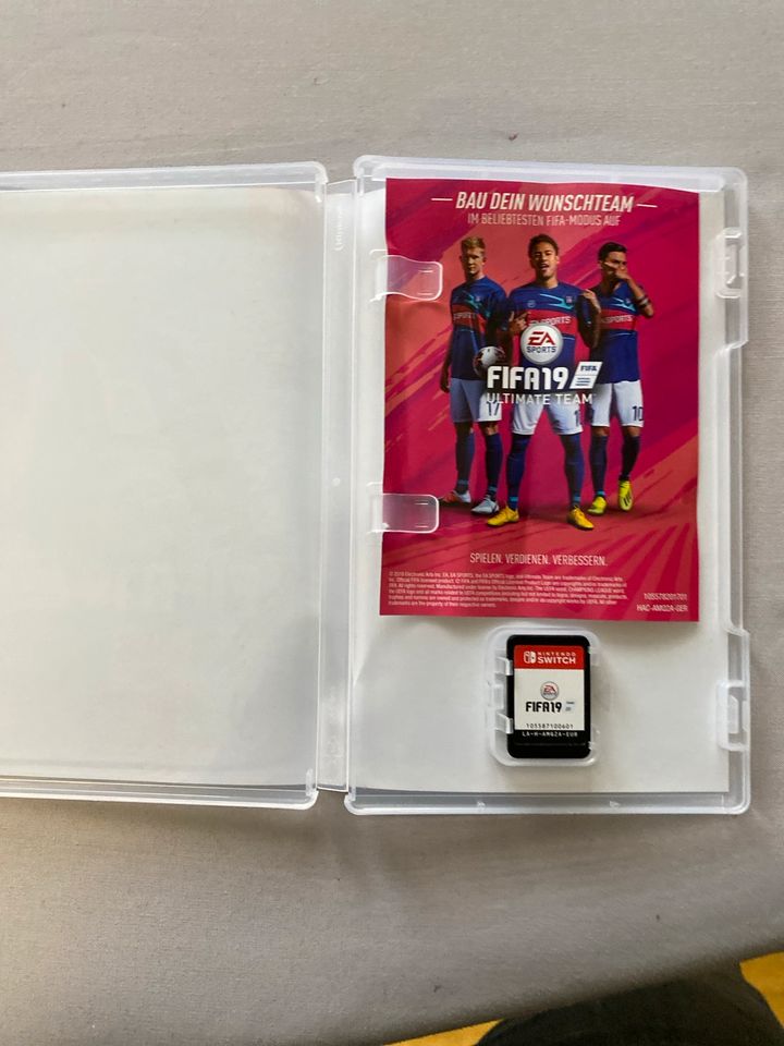 Nintendo Switch Game Fifa 19 in Pösing