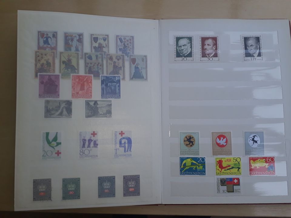 Briefmarken Liechtenstein 1918-1981 ca. 400 Marken auch pf. in Berlin