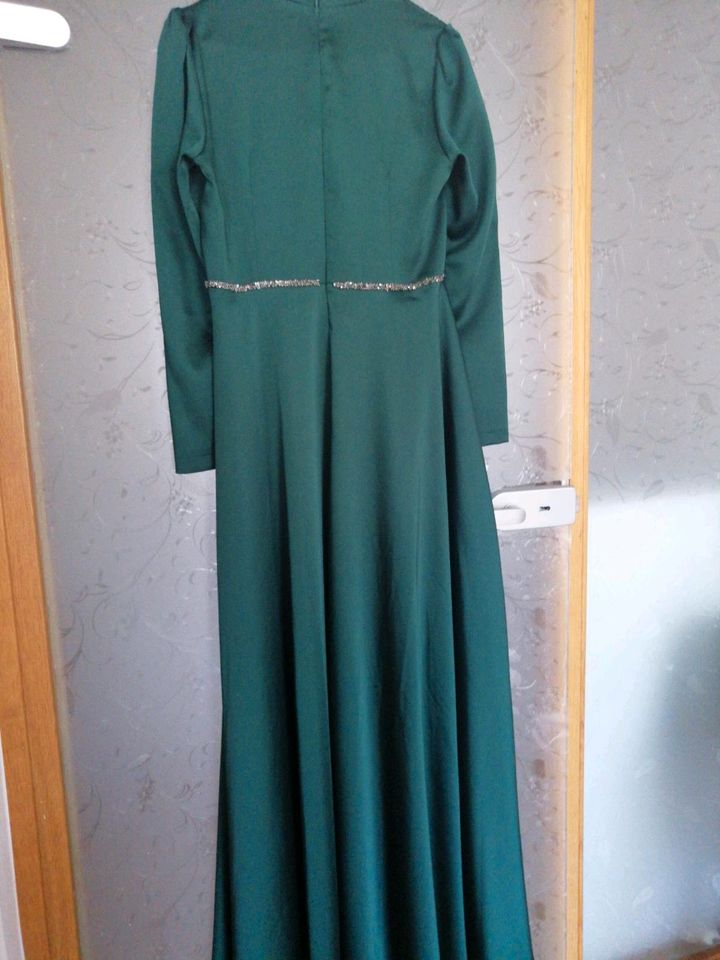 Abendkleid Langarm Damenkleid Hijab in Hildesheim