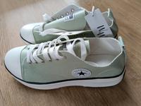 Sneaker -NEU- hellgrün Gr. 41-42 Bayern - Dittelbrunn Vorschau