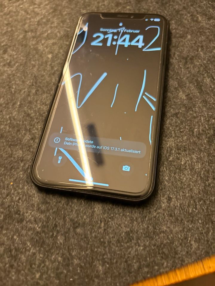 iPhone XR , schwarz, 64 GB in Waltrop