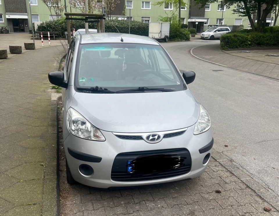 Hier verkaufe ich das Hyundai i10 Tüv Neu Alles Neu gemacht in Düsseldorf