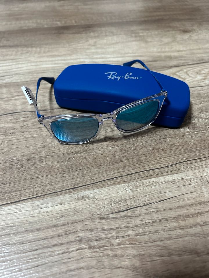 NEU Ray Ban Sonnenbrille blau Kinder in Chemnitz