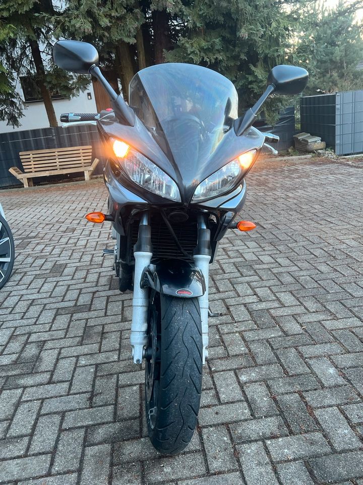 Yamaha FZ6 Fazer in Maulbronn