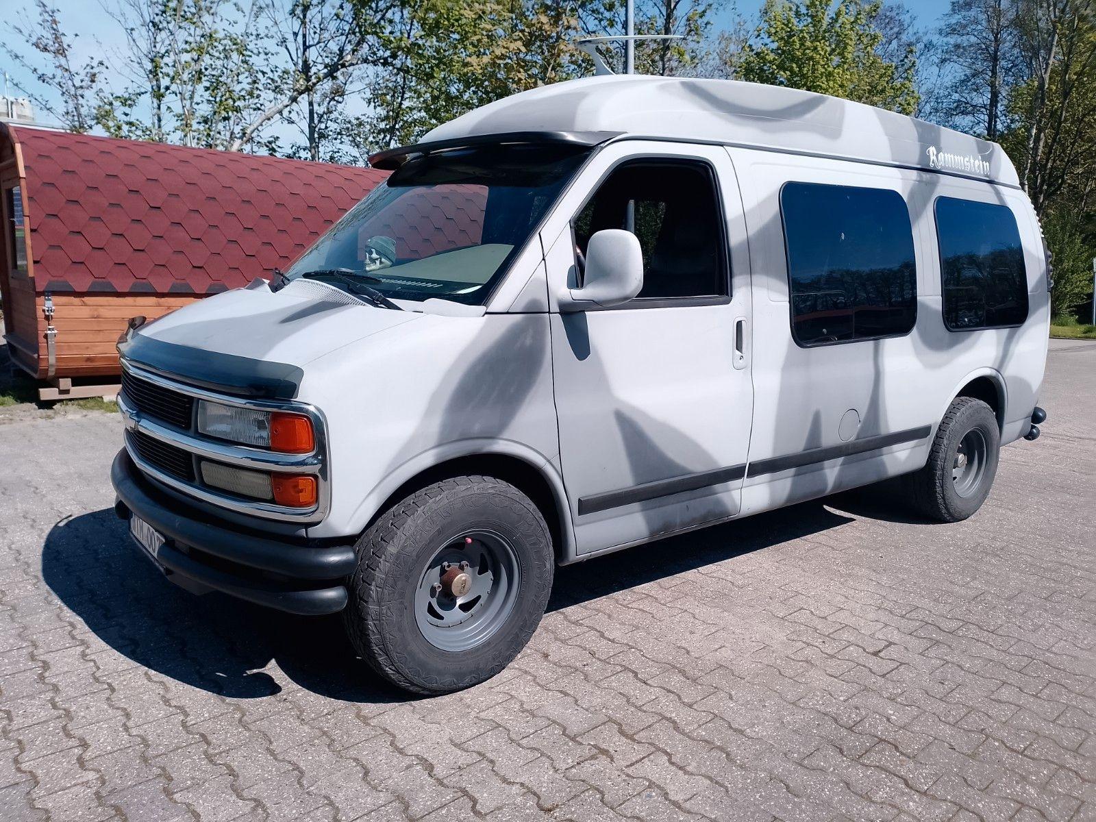 Abbildung des Autos Chevrolet Express 1500 G…