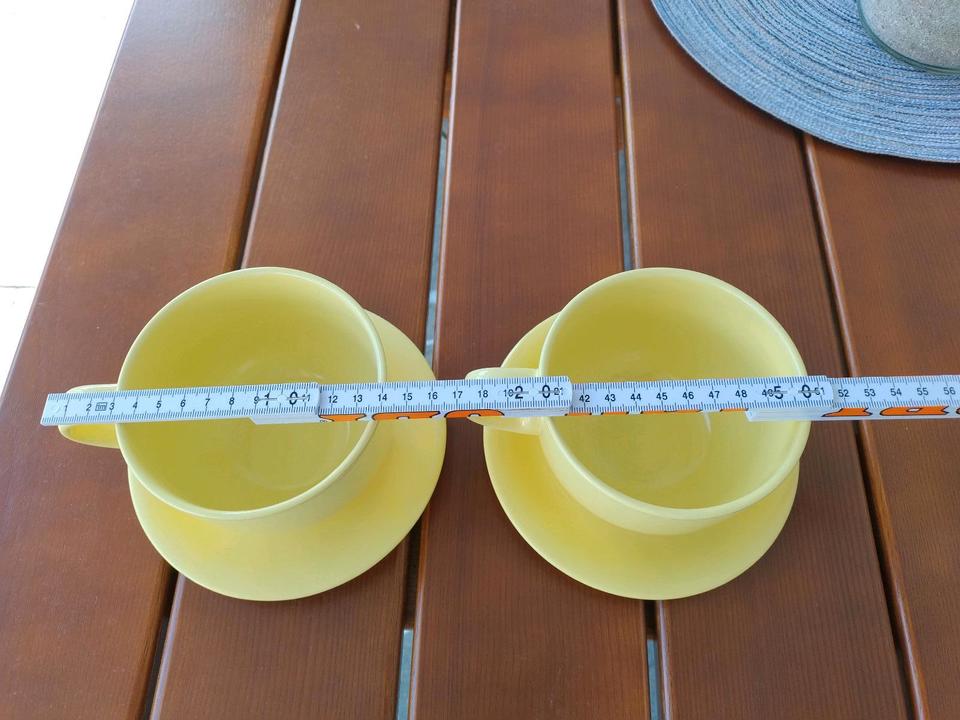 2 unbeschädigte große Cappuchinotassen mit Unterteller i in Engen
