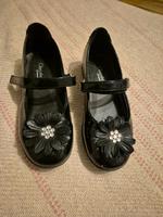 schwarze Lack Ballerinas mit Blumenapplikationen Hessen - Selters Vorschau