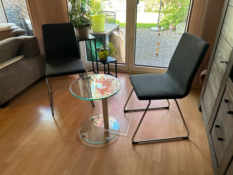 2 Stühle und 1 Tisch  (Auch einzeln erhältlich) in Pinneberg