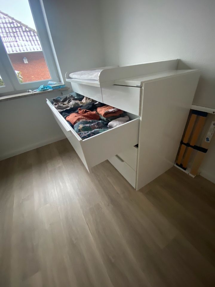 Paidi Fabiana 4 teilig. Babybett wickelkommode xxl Kleiderschrank in Seevetal