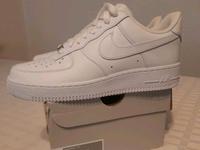 Nike schuhe 41 nummer Berlin - Friedrichsfelde Vorschau
