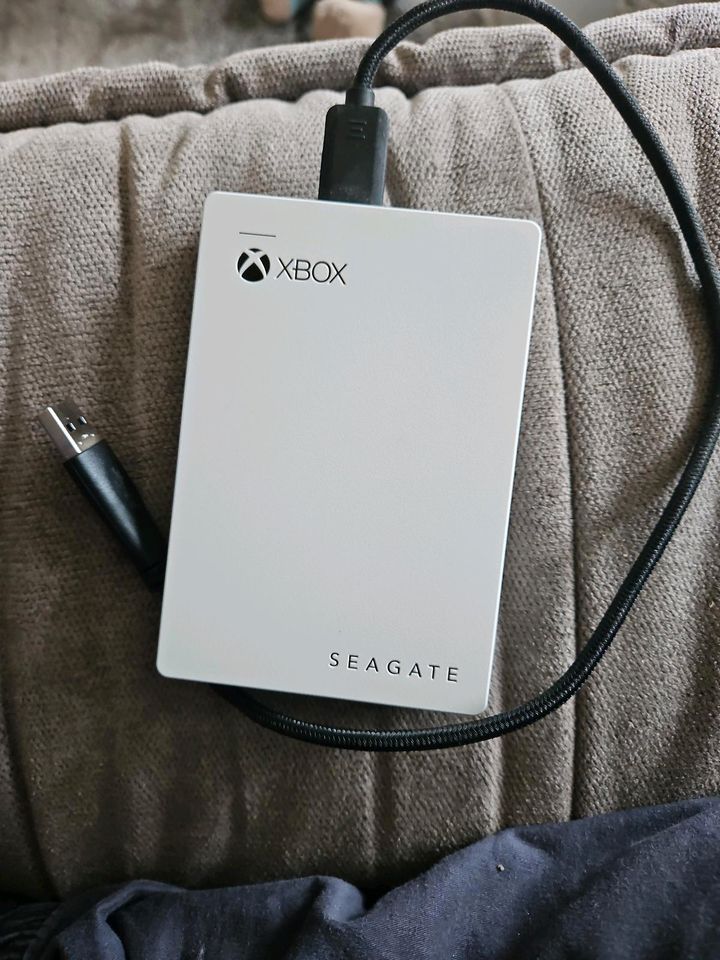 Xbox Seagate Game Driver Festplatte 2TB in Alsdorf