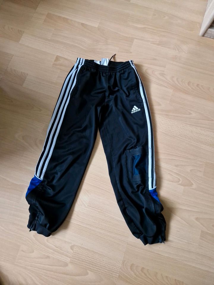 Adidas hosen für Kinder in Aschaffenburg