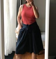 Uniqlo Top mit BH und EDC shorts Berlin - Wilmersdorf Vorschau