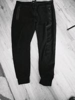 Damen Trainingshose gr.XL schwarz Work out Hessen - Maintal Vorschau