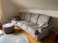 Sofa mit Hocker, gemustert Niedersachsen - Sehnde Vorschau