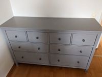 2x IKEA Hemnes grau Kommode Vollholz Schrank Schubladen Lieferung Berlin - Reinickendorf Vorschau