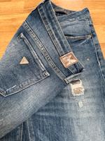 Jeans Guess Gr 28 mit Glitzersteinchen Dresden - Briesnitz Vorschau