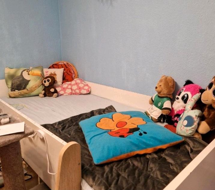 Hochbett, Kinderbett, Bett, Schreibtisch, Kinderzimmer in Groß Miltzow