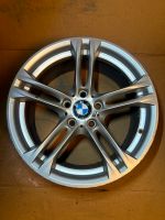 Original BMW 5er F10 F11 F12 F13 18Zoll Alufelgen 7848573/7848572 Baden-Württemberg - Markgröningen Vorschau