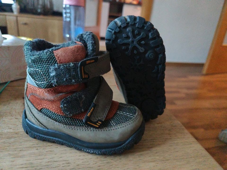 Winterstiefel Gr. 20 in Treuen