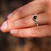 Ring recyceltes 925 Silber Onyx NEU Handarbeit Verlobungsring Baden-Württemberg - Vörstetten Vorschau