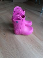 Crocs 10 Stiefel mädchen Schuhe Bayern - Pliening Vorschau