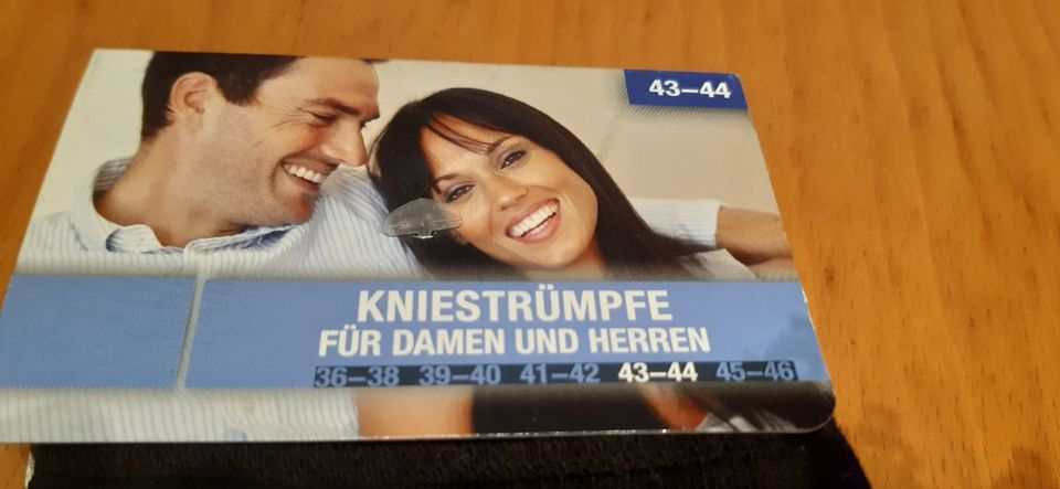 Kniestrümpfe für Damen und Herren - Größe 43 - 44 schwarz in Dülmen