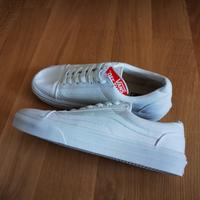 Vans Old Skool Sneaker | Weiß Unifarben All White | EU44 US 10.5 Hessen - Kelkheim Vorschau
