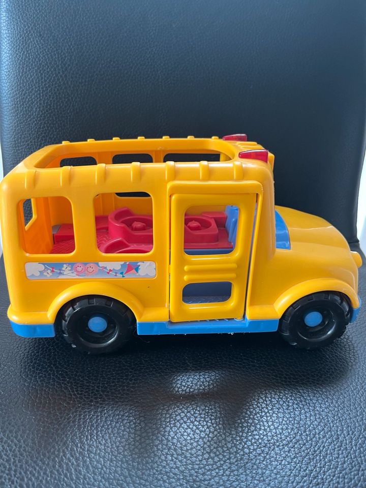 Fisher Price Little People Bus Licht Ton in Großhansdorf